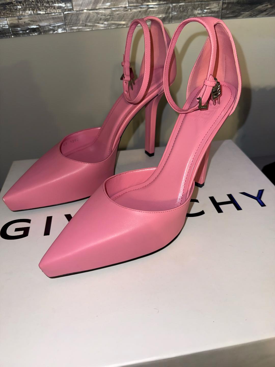 Pink Givenchy Pumps